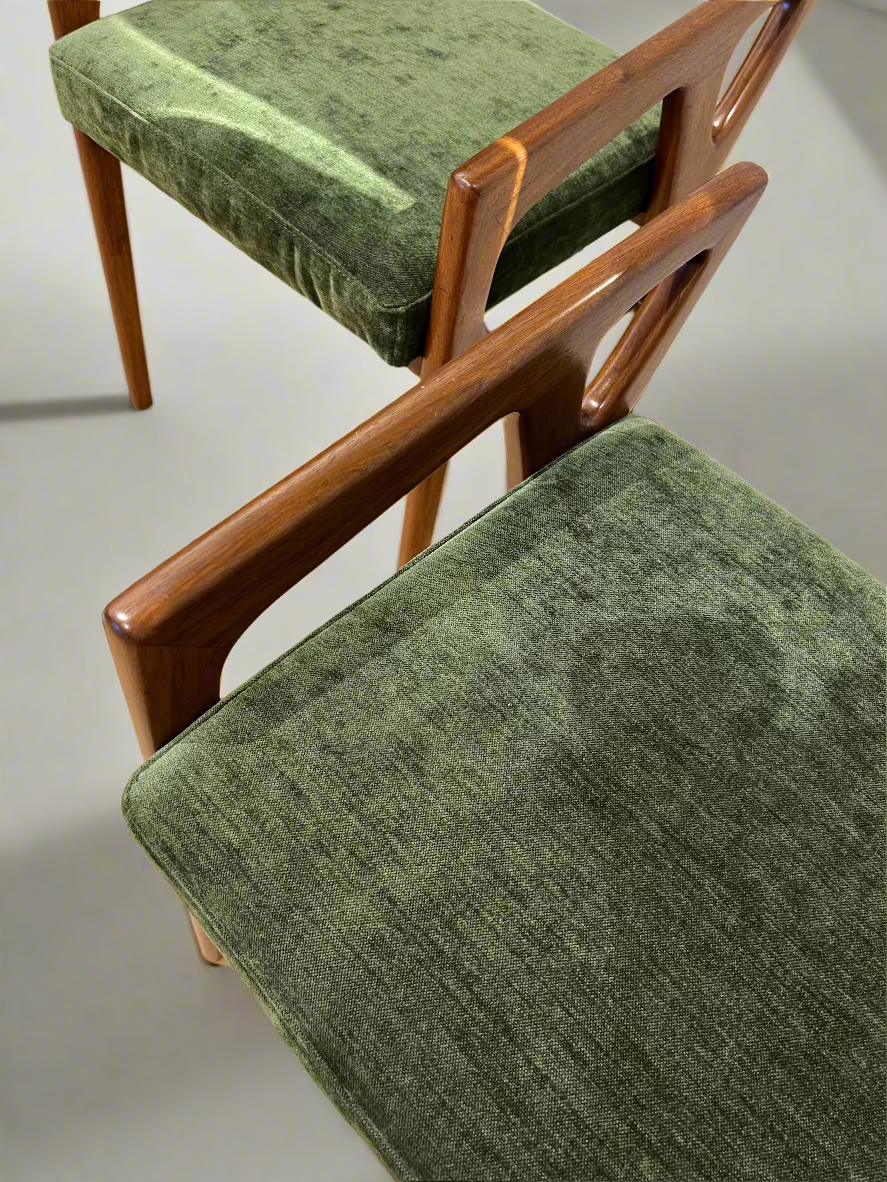 Gio Ponti | Vintage Pair of Stools (ca. 1950)