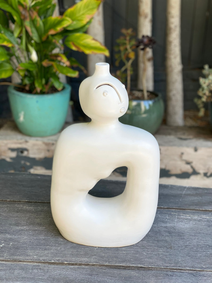 Leclaireur Los Angeles - Dalo | Medium White Ceramic Sculpture - Dalo