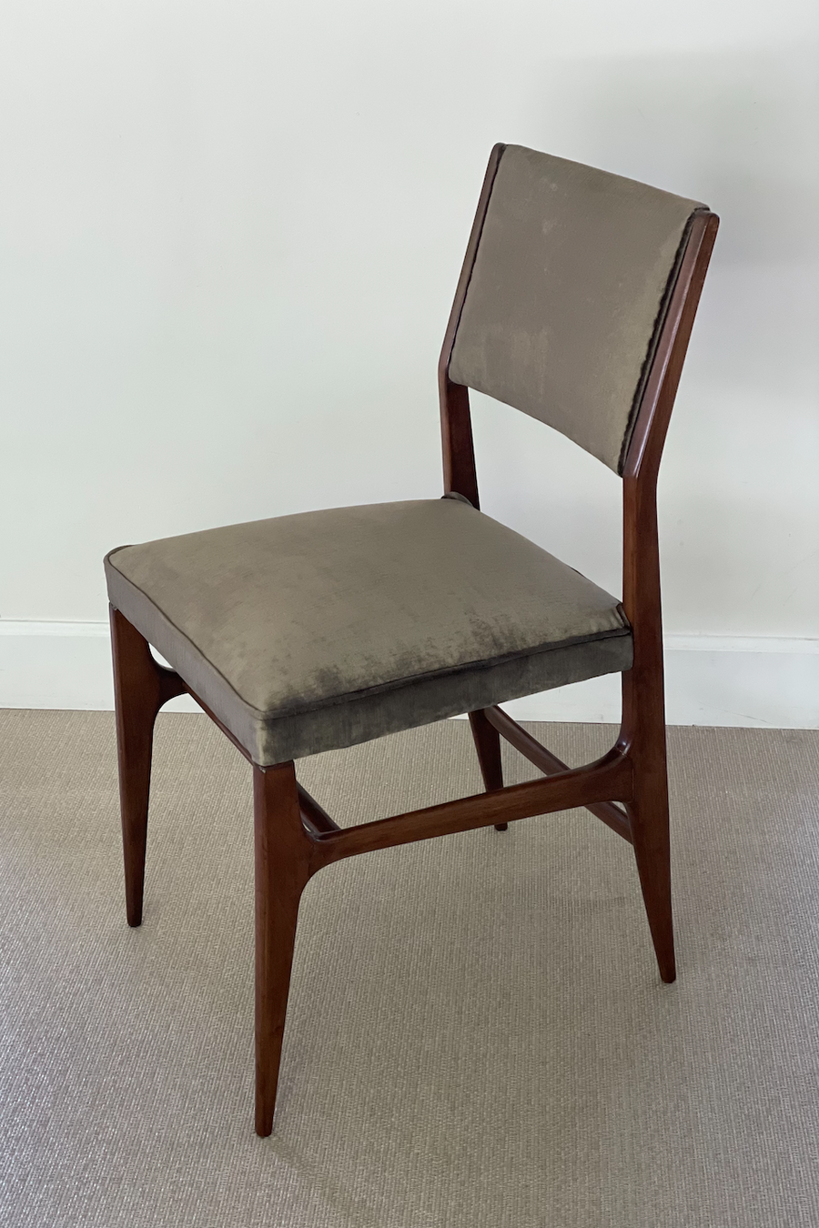 Leclaireur Los Angeles - Gio Ponti | Vintage Dining Chair Model No. 111 - Gio Ponti