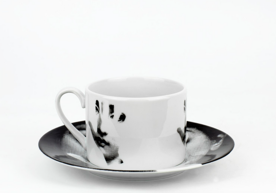 Leclaireur Los Angeles - Fornasetti | Tea cup Tema e Variazioni 2005 Mano black/white - Fornasetti