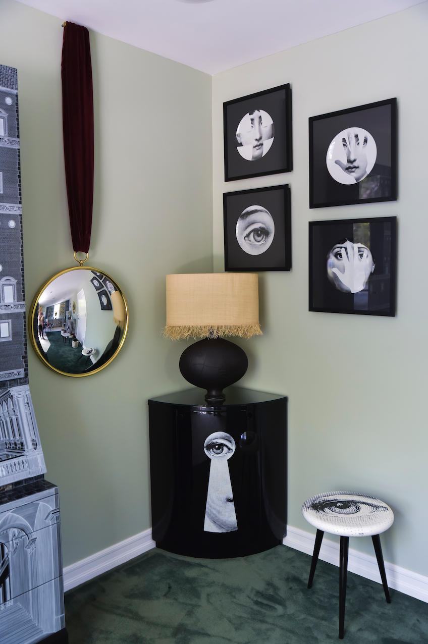 Leclaireur Los Angeles - Fornasetti | Corner cabinet Serratura black - Fornasetti