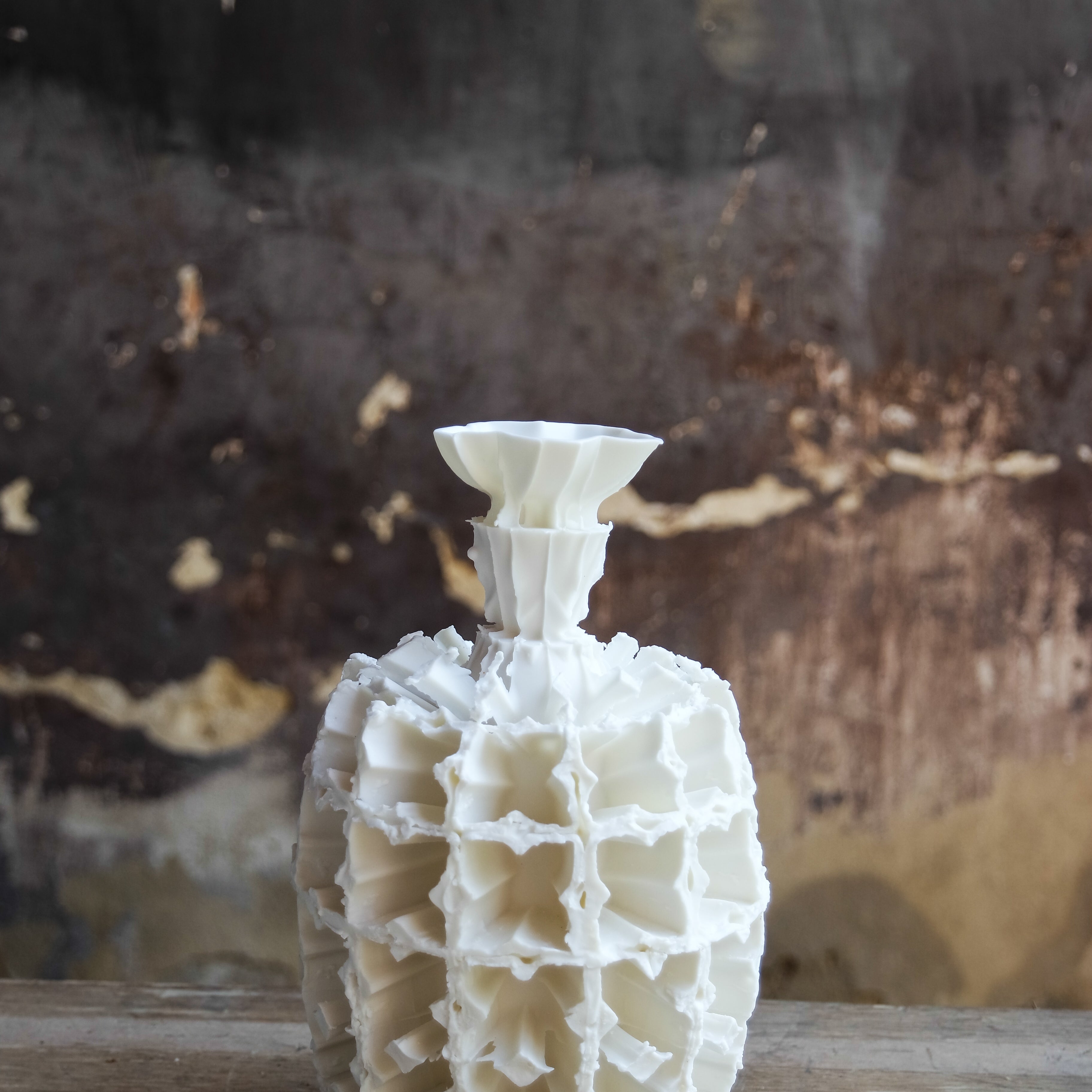 Leclaireur Los Angeles - Zsolt Simon | White Ceramic No. 1 - Simon Zsolt Jozsef