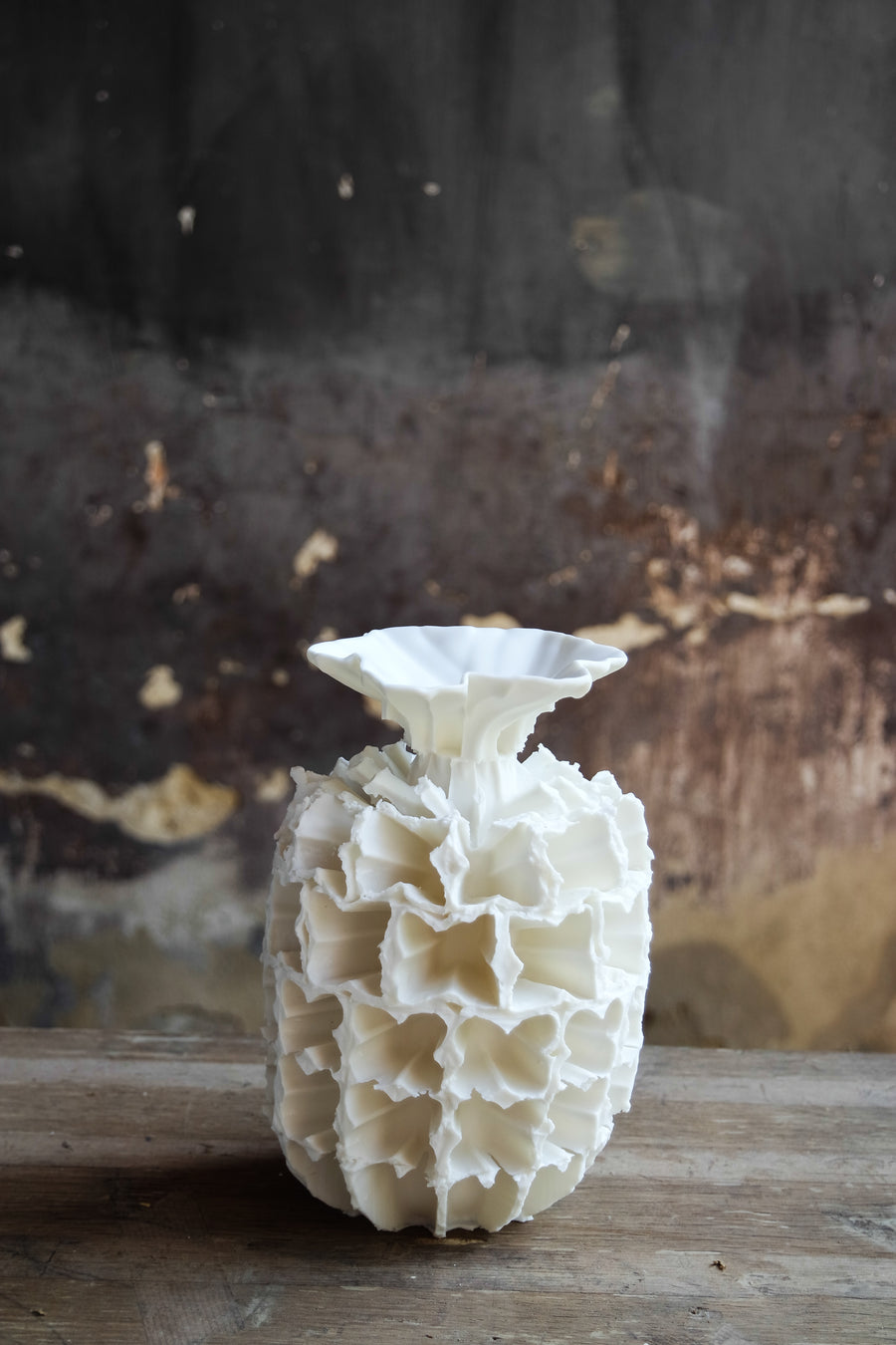 Leclaireur Los Angeles - Zsolt Simon | White Ceramic No. 4 - Simon Zsolt Jozsef